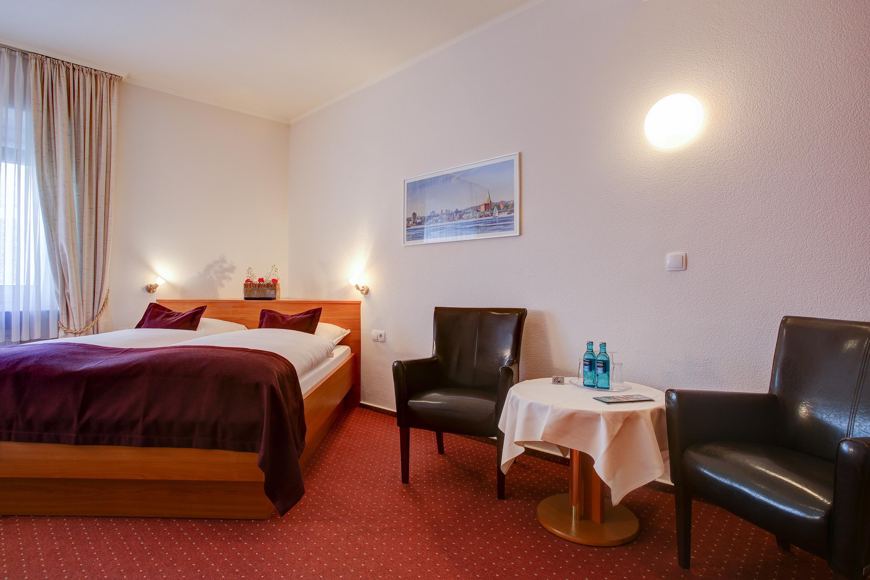 Ina Hotel Consul Kiel Exterior foto
